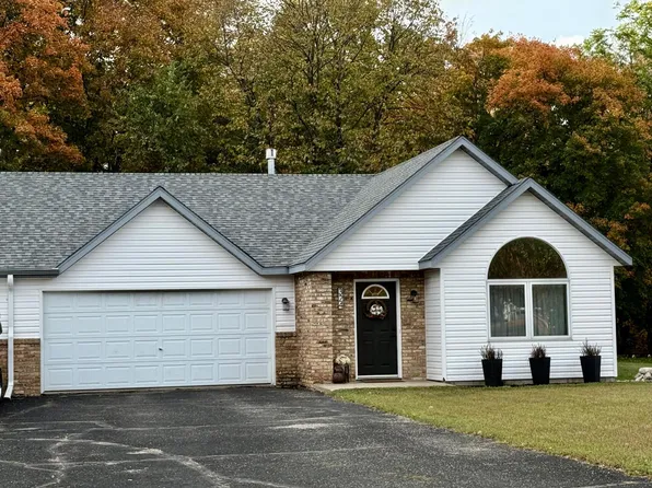 324 Shorewood Cir, Detroit Lakes, MN 56501