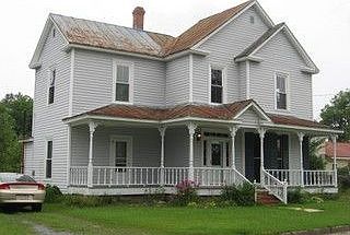 2nd image of 212 S College St