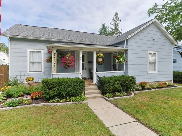 1331 Hickory St, Niles, MI 49120