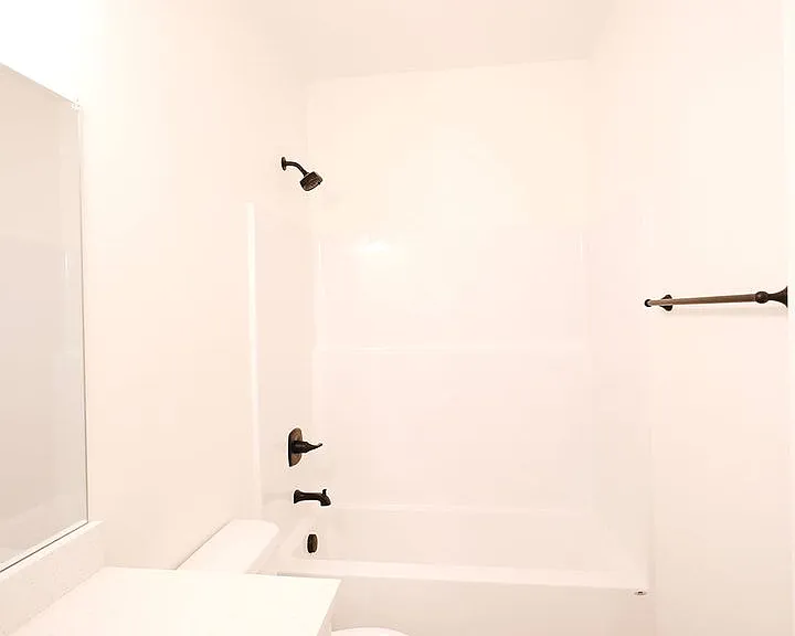 522 E Briarbrook Ln — Photo 17