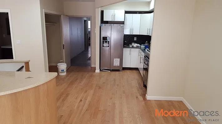 Sold by Modern Spaces | media 21