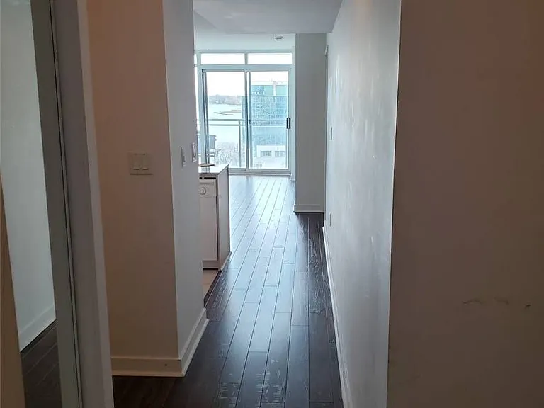 11 Brunel Ct #912 — Photo 1