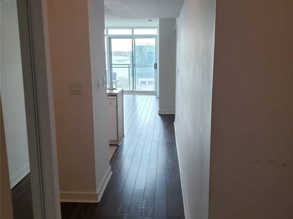 11 Brunel Ct Unit 912, Toronto, ON M5V 3Y3