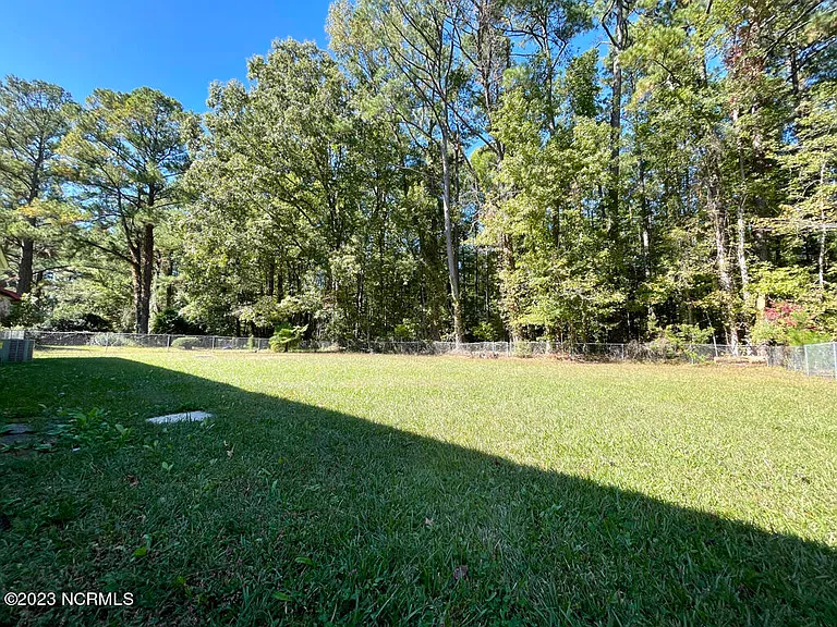 3804 Brandywine Dr — Photo 25