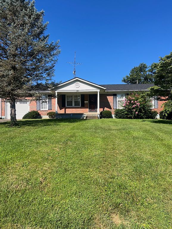 652 Maple St - Property Image