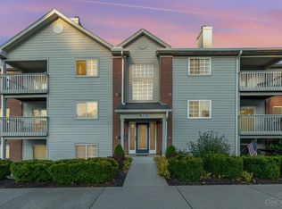 7646 Shawnee Ln APT 207, West Chester, OH 45069