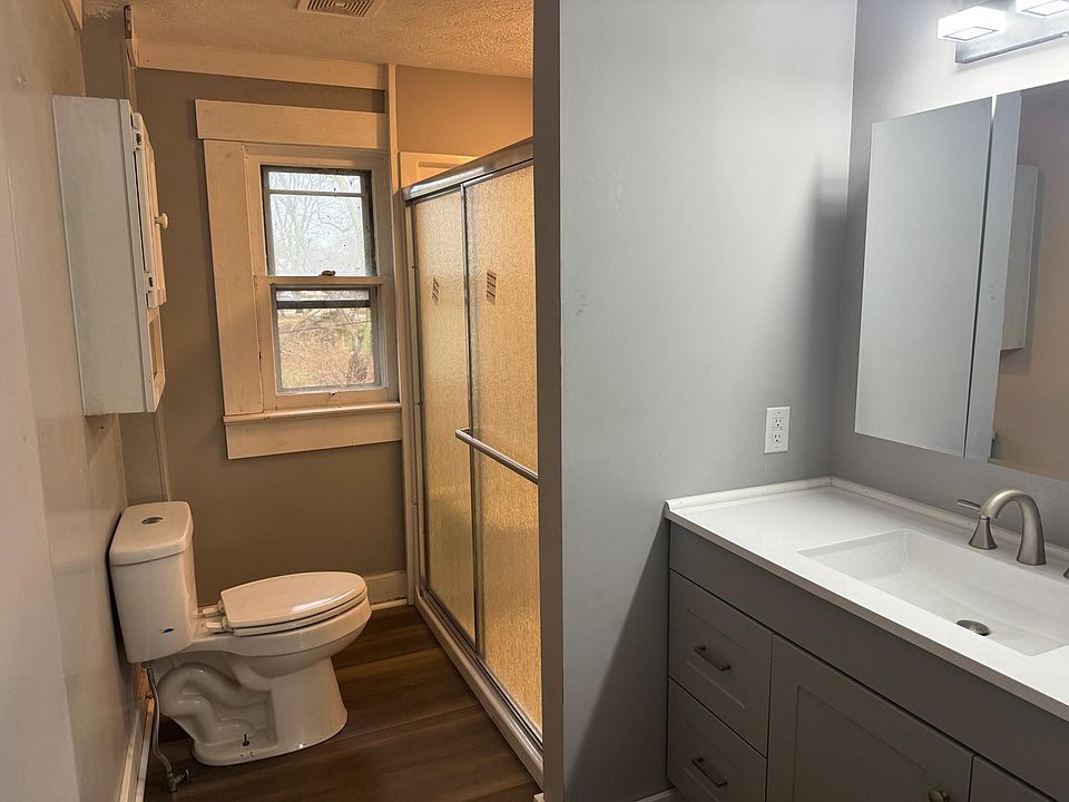 1st image of 731 Grant St