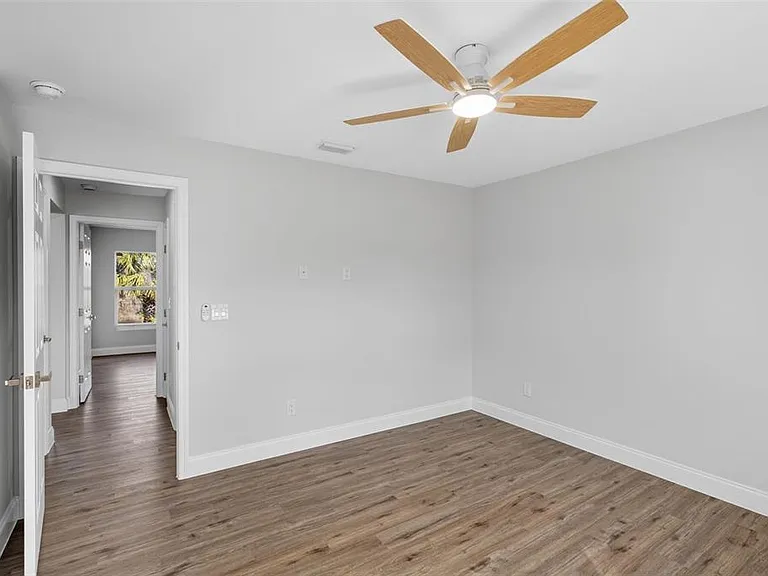 375 Denver Dr — Photo 26