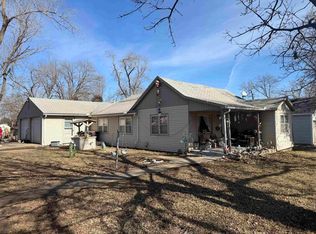 1208 W 6th Ave #1402 & 1400, El Dorado, KS 67042