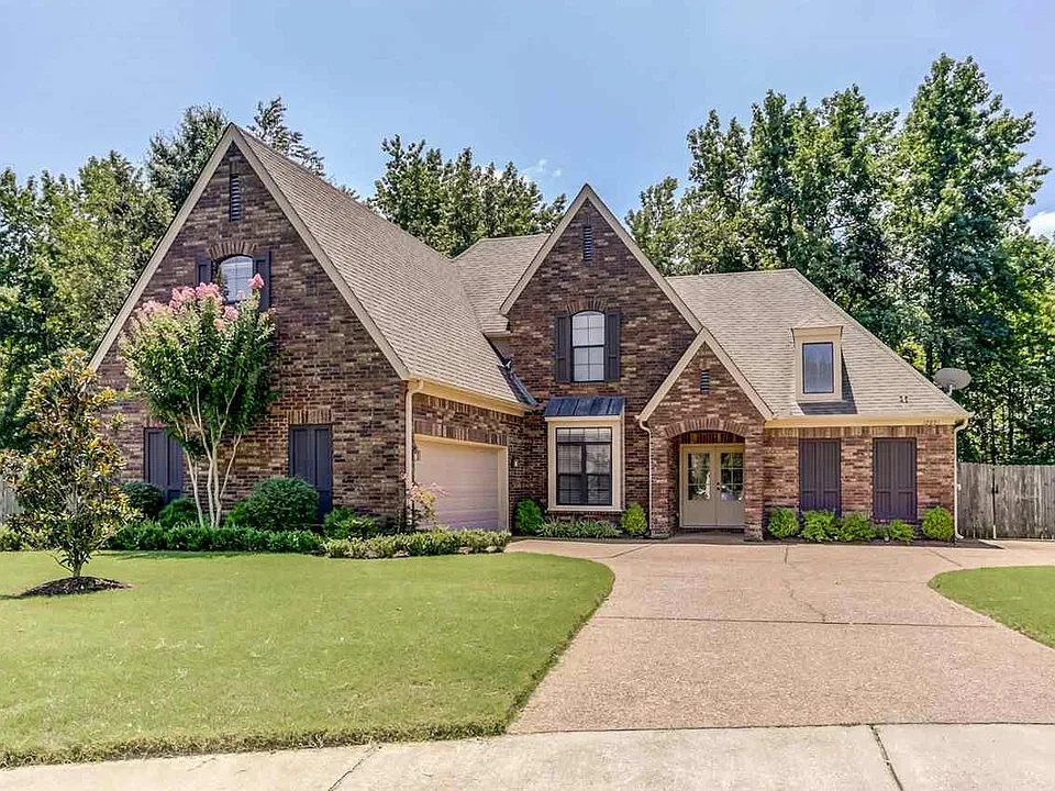 12031 Rosebrook Ln