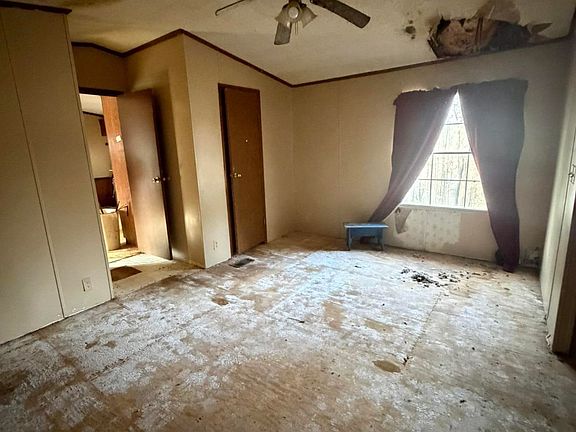 3rd image of 1069 Midway Estates Rd