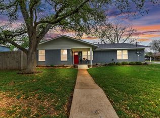 1701 Davis St, Taylor, TX 76574