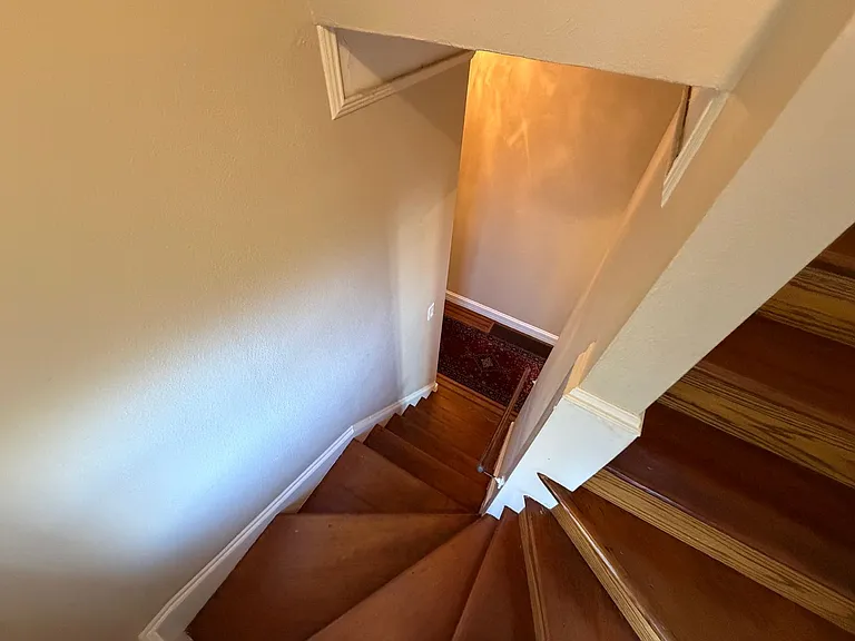 5 Santa Ana Ave — Photo 45