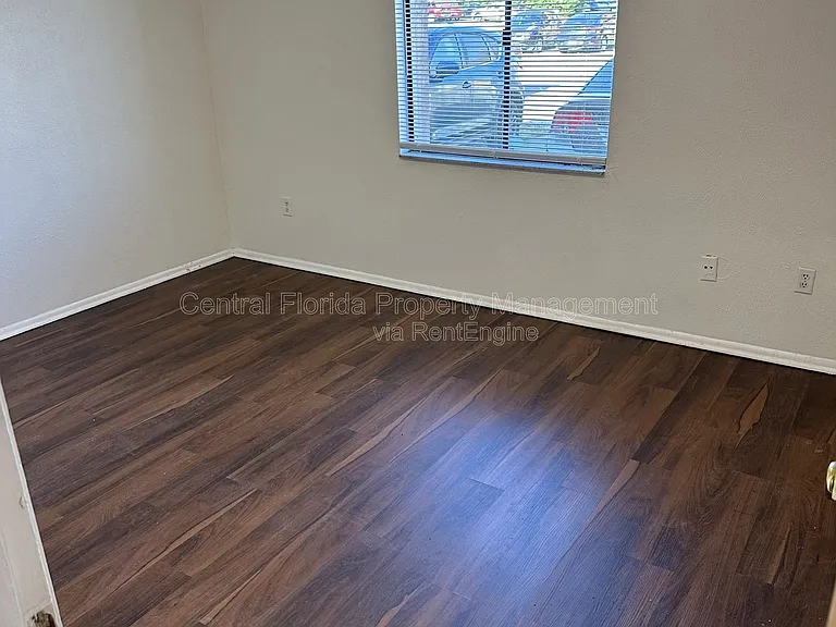 2707 Hunt Club Ln — Photo 3