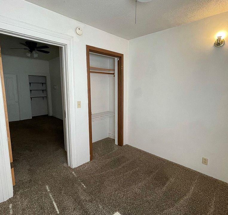 BR122X 122 Broadway St Eau Claire, WI Zillow Apartments for Rent