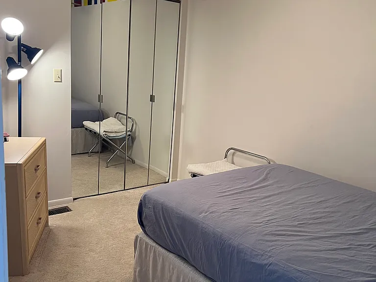 513 W Lakeshore Dr — Photo 11