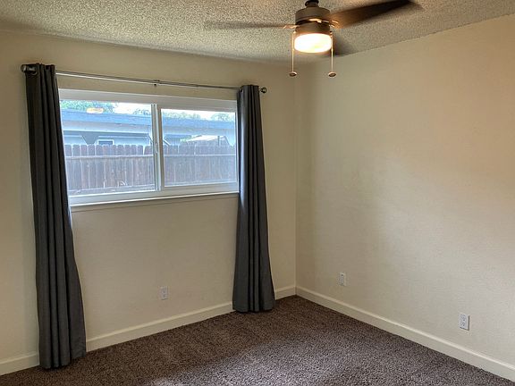 5th image of 1112 Patty Way APT B