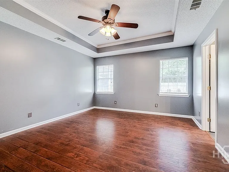 119 Mill Ct — Photo 18