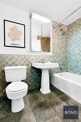 Sold by Bond New York | media 10