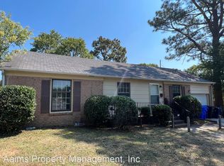 5320 Chesapeake Rd, Fayetteville, NC 28311