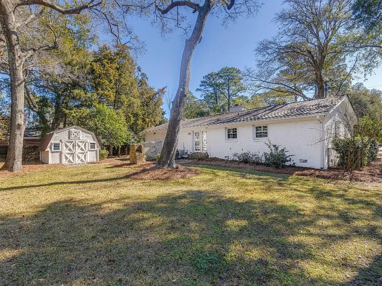 1208 Penny Cir — Photo 13