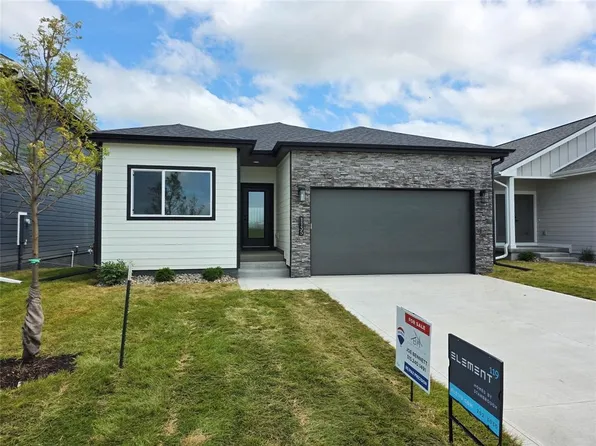 1135 NW Sproul Dr, Waukee, IA 50263