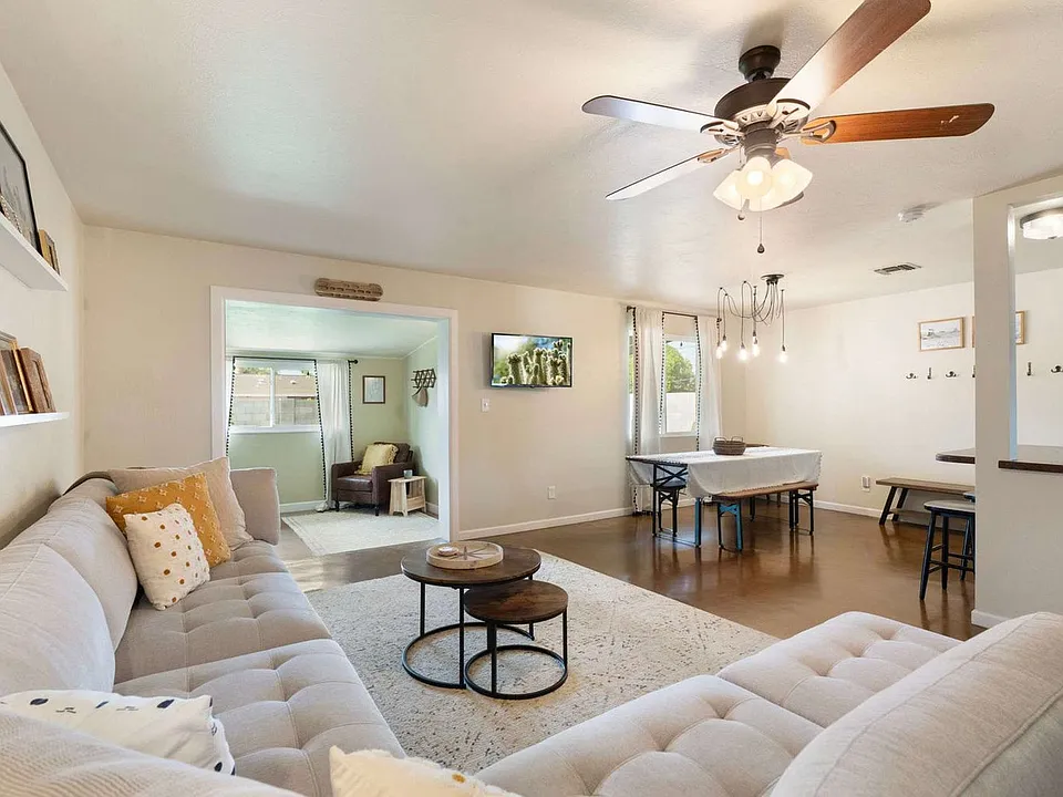 3407 W Myrtle Ave #1-ID1592928P