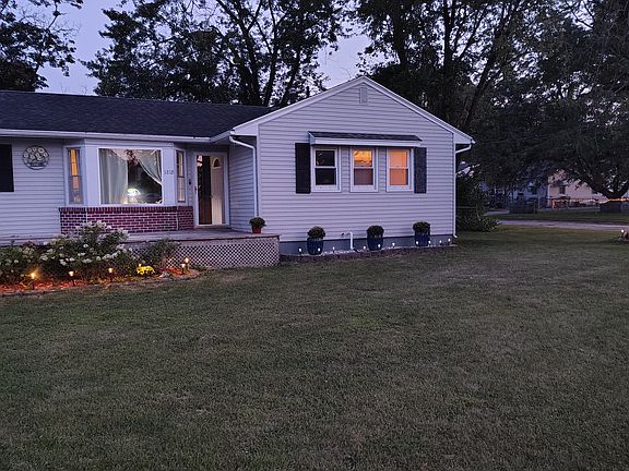 4th image of 1818 Asbury Ave