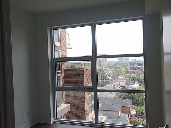 3rd image of 1787 Saint Clair Ave W #822