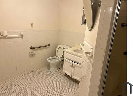 2652 Merwyn Rd #2 — Photo 11