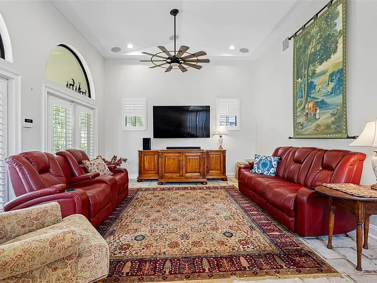 6022 Beacon Shores St — Photo 15