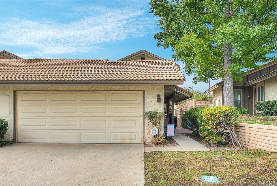 1st image of 177 Oak Forest Cir #31