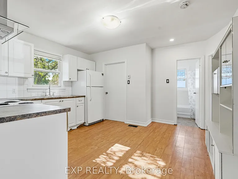 29 Rockwood Ave — Photo 13