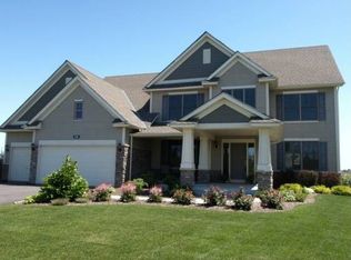 2395 Acorn Pt, Victoria, MN 55386