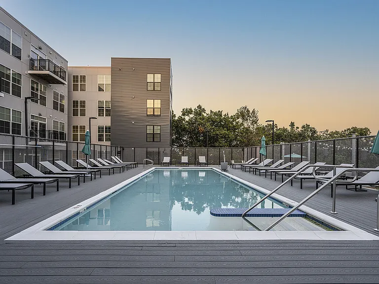 Bancroft Lofts — Photo 1