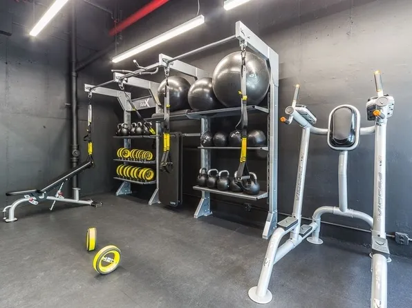 275 South Street image 12 of 22