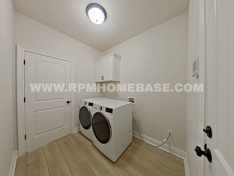 2700 Louise Dr — Photo 20