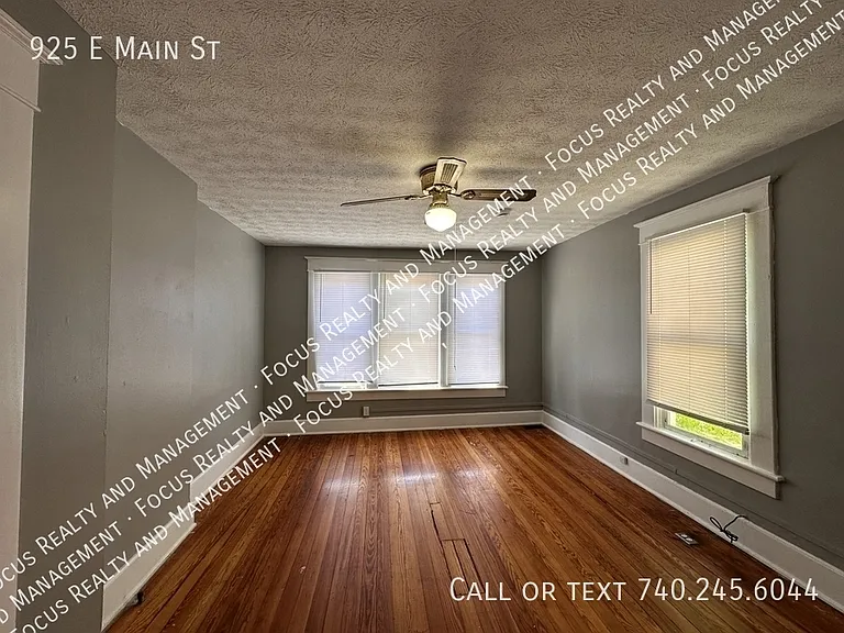 925 E Main St — Photo 8