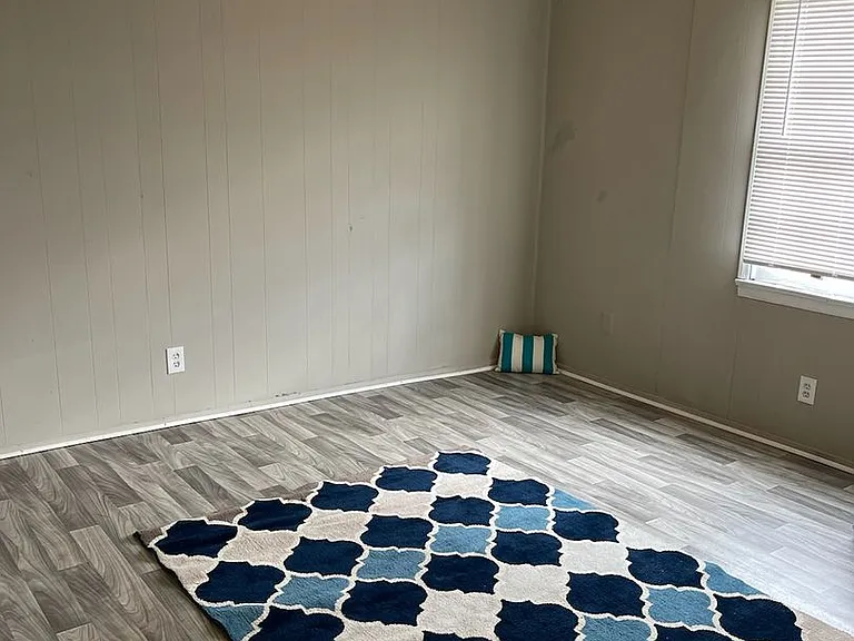 320 Osceola St — Photo 4