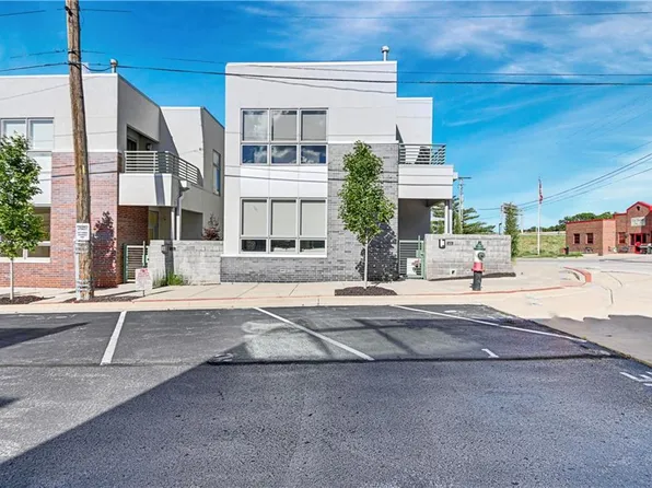 535 Oak St, Kansas City, MO 64106