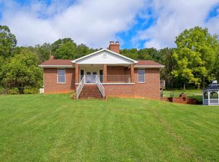 143 B & R Ln, Staunton, VA 24401