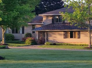 15925 Berlin Station Rd, Berlin Center, OH 44401