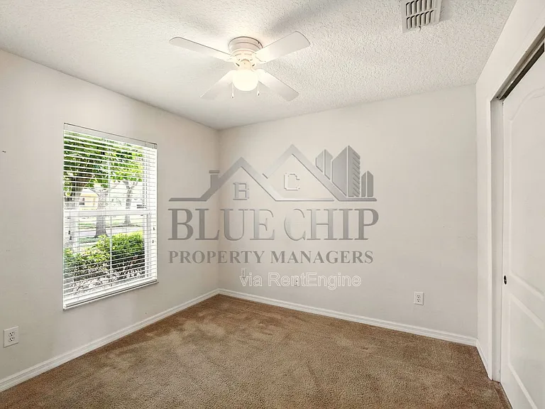 13800 Golden Russet Dr — Photo 23