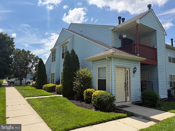 4th image of 630 Covington Ct