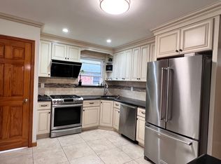 6734 170th St, Fresh Meadows, NY 11365