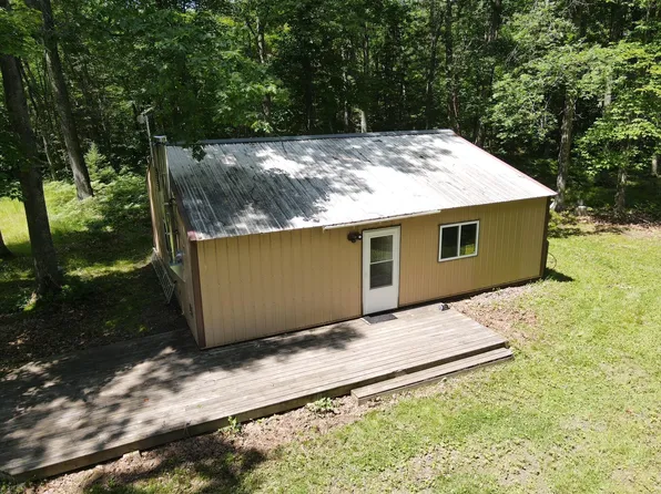 Rash Forest Rd, Sandstone, MN 55072