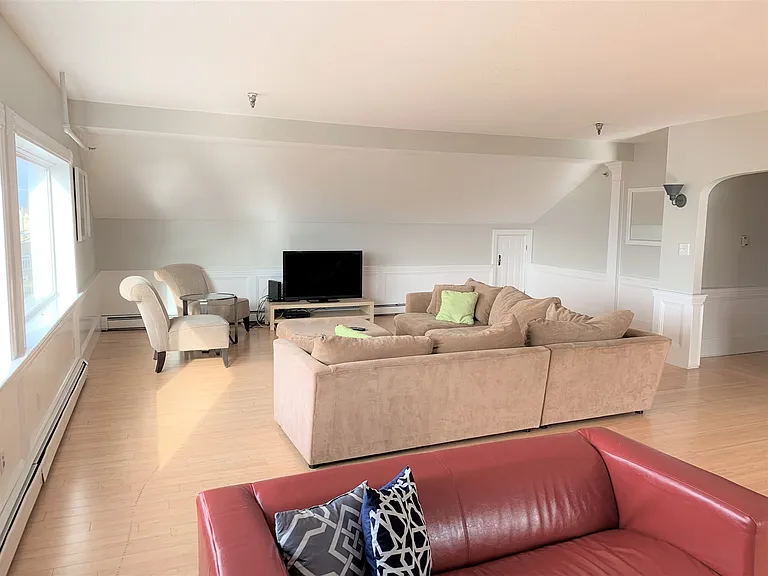 85 Brown Ave #11 — Photo 4