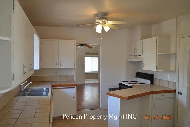 210 McKinley St — Photo 11