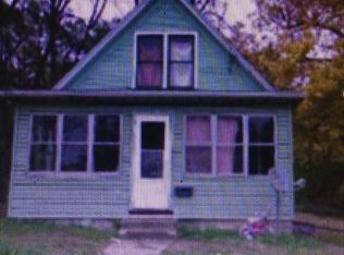 935 S Greenlawn Ave, Peoria, IL