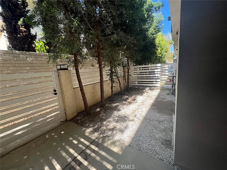 13804 Cordary Ave — Photo 13
